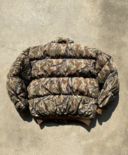 Load image into Gallery viewer, Vintage Browning MossyOak Treestand Camo Puff Jacket (XL)