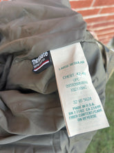 Load image into Gallery viewer, Realtree Advantage Gore-Tex Jacket (L)