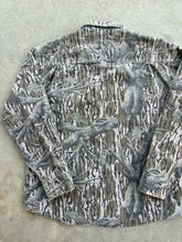 Load image into Gallery viewer, Vintage Rattlers Brand MossyOak Treestand Gen 1 Camo Chamios (M/L)