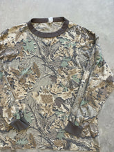 Load image into Gallery viewer, Vintage Realtree Advantage Camo Long Sleeve Shirt (XL)