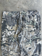 Load image into Gallery viewer, Vintage MossyOak BreakUp Camo Pants (Gen1)