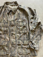Load image into Gallery viewer, Vintage Smokey Branch Camo 4-Pocket Jacket (L)