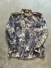 Load image into Gallery viewer, Vintage Mossy Oak Gen 1 Breakup Camo Snap Button-Shirt (L)