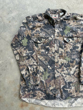 Load image into Gallery viewer, Vintage MossyOak ForestFloor Camo Button-Up(L/XL)