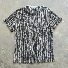 Load image into Gallery viewer, Vintage Realtree Camo Shirt (S)