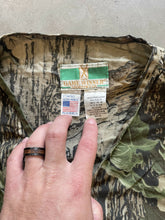 Load image into Gallery viewer, Vintage Realtree Camo Bird Hunting Vest (Y-L)
