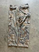 Load image into Gallery viewer, Vintage Distressed Realtree Advantage Camo Adjustable Waist Pants (XL)