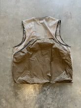 Load image into Gallery viewer, Mossy Oak Breakup Camo Bird Hunting Vest (XL/XXL)