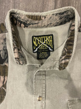 Load image into Gallery viewer, 1990’s Scottish Greys Mossy Oak Treestand Camo Button-Up Shirt (L)