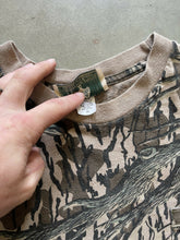 Load image into Gallery viewer, Vintage Mossy Oak Treestand Camo Long Sleeve Shirt (L)