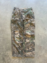 Load image into Gallery viewer, 90’s Rattler's Brand Realtree Camo Adjustable Waist Pants (M)