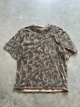 Load image into Gallery viewer, Vintage Mossy Oak Treestand Camo T-Shirt (L)