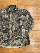 Load image into Gallery viewer, Vintage Rattlers Brand Realtree Camo Chamios (S)