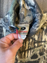 Load image into Gallery viewer, Vintage Mossy Oak Breakup Camo Turtleneck (M)