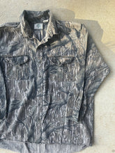 Load image into Gallery viewer, Vintage Mossy Oak Treestand Camo Strap Shirt (XL)