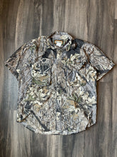 Load image into Gallery viewer, Vintage Remington Mossy Oak Breakup Camo Short Sleeve Nylon Shirt (L)