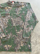 Load image into Gallery viewer, Vintage Mossy Oak Shadow Leaf Camo Mockneck Shirt (L)
