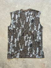 Load image into Gallery viewer, Vintage Trebark Camo Cutoff Shirt (M)