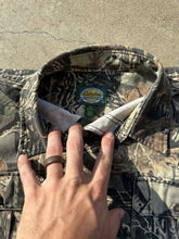 Load image into Gallery viewer, Vintage Cabela’s Seclusion Camo Button Up (L)