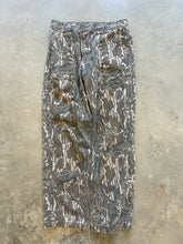 Load image into Gallery viewer, 90’s Mossy Oak Treestand/ Fall Foliage Camo reversible Pants (L)