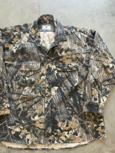 Load image into Gallery viewer, Vintage Mossy Oak Breakup Camo Chamois Shirt (3XL)