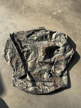 Load image into Gallery viewer, Vintage Cabela’s Seclusion Camo Button Up (L)