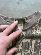 Load image into Gallery viewer, Vintage Mossy Oak Treestand Camo T-Shirt (L)