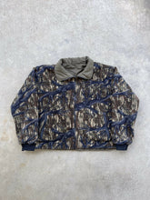 Load image into Gallery viewer, Vintage Browning Treestand Camo Fleece Reversible Jacket (XL)