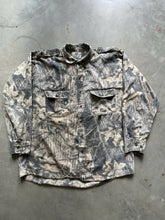 Load image into Gallery viewer, Vintage Mossy Oak Gen 1 Breakup Camo Strap Shirt (XL)
