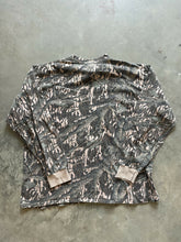 Load image into Gallery viewer, Vintage Mossy Oak Treestand Camo Southern Region Williamette Industries Shirt (XL)