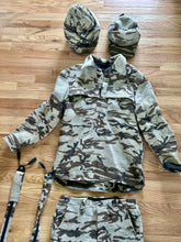 Load image into Gallery viewer, King of the mountain vintage wool blowdown camo hunting pants, lined jacket and hats LOT Beavertail frontier coat omnitherm with 36x30 bunwarmer pants men’s extra large desert woodland camo made in USA Jackson hole Wyoming