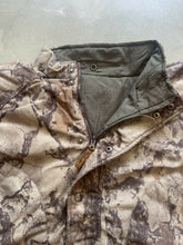 Load image into Gallery viewer, Vintage Woolrich Natural Gear Camo Jacket (XL)