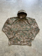 Load image into Gallery viewer, Vintage Mossy Oak Greenleaf Camo Lightweight Hoodie (M)