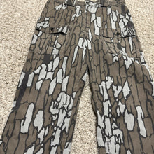 Load image into Gallery viewer, Vintage Trebark Camo Pants