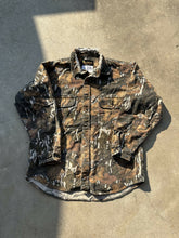 Load image into Gallery viewer, Vintage Browning Fall Foliage Camo Chamois Button Up (L)