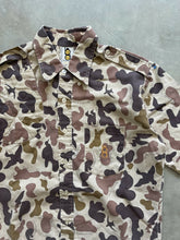 Load image into Gallery viewer, 1990’s Bob Allen Ducks Unlimited Camo Button Up Short Sleeve Shirt (M)