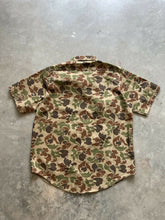 Load image into Gallery viewer, Vintage Duck Camo Short Sleeve Button Up Shirt (XL)