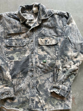 Load image into Gallery viewer, Vintage Mossy Oak Breakup Camo Chamois Shirt (M)