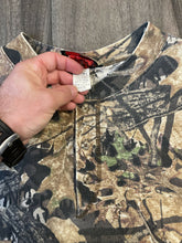 Load image into Gallery viewer, Vintage Mossy Oak Forest Floor Camo Henley Shirt (XL)