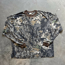 Load image into Gallery viewer, Vintage Mossy Oak Breakup Camo Shirt (2XL)