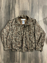 Load image into Gallery viewer, Vintage Columbia Mossy Oak Original Bottomland Camo Wader Jacket (S)