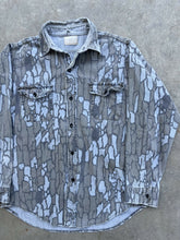 Load image into Gallery viewer, Vintage Deerskin Treebark Camo Distressed Chamois (L/XL)