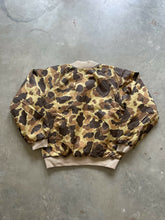 Load image into Gallery viewer, Vintage Duck Camo Puffer Jacket (M)