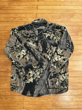 Load image into Gallery viewer, Vintage MossyOak Breakup Camo Chamios (XL)