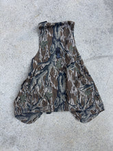 Load image into Gallery viewer, 90’s Commander Mossy Oak Treestand Strap Vest (S/M)