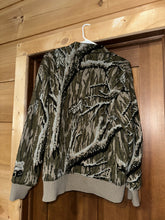 Load image into Gallery viewer, 90’s Mossy Oak Treestand Lined Knit Sweater (L)