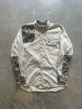 Load image into Gallery viewer, Vintage Mossy Oak Breakup Companions Button-Up Shirt (M)