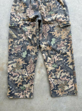 Load image into Gallery viewer, Vintage Jerzees Forest Floor Camo Cargo Sweatpants (3XL)