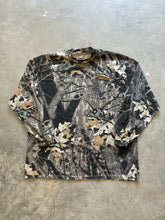 Load image into Gallery viewer, Vintage Mossy Oak Breakup Camo Long Sleeve Shirt (XL)