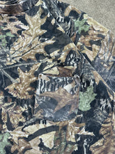 Load image into Gallery viewer, Vintage MossyOak Forest Floor Camo Pocket T (XXL)